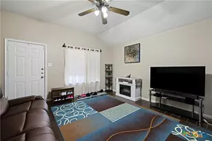 3210 Raven Dr, Killeen, TX 76543 - Photo 11