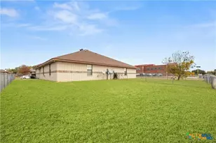 3210 Raven Dr, Killeen, TX 76543 - Photo 25