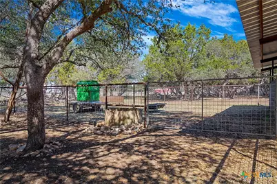 2444 Purgatory Road, New Braunfels, TX 78132 - Photo 17