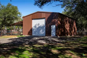 2444 Purgatory Rd, New Braunfels, TX 78132 - Photo 3