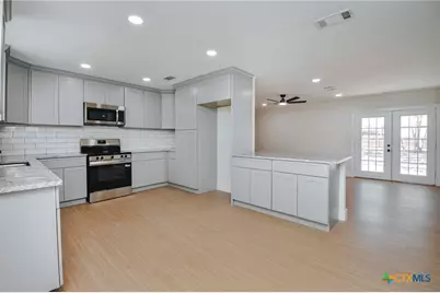 502 Berwick Street, Victoria, TX 77904 - Photo 13