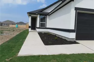 352 Blacktail Dr, New Braunfels, TX 78130 - Photo 3