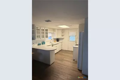 203 Oleander Avenue, Tivoli, TX 77990 - Photo 7