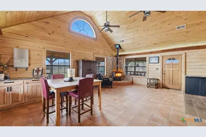 113 Spring Ranch Road, Floresville, TX 78114 - Photo 21