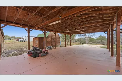 113 Spring Ranch Road, Floresville, TX 78114 - Photo 7