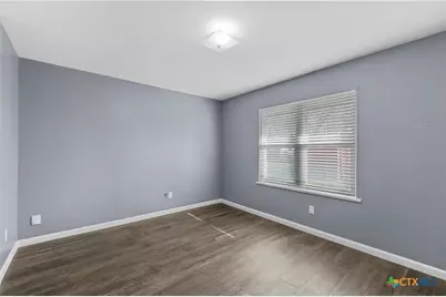 1009 E Avenue O, Belton, TX 76513 - Photo 9