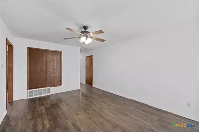 1009 E Avenue O, Belton, TX 76513 - Photo 5