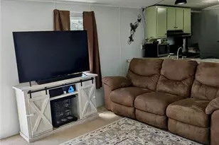 1535 Bayview Dr, Palacios, TX 77465 - Photo 7