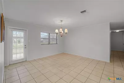 406 Blyth Road, Victoria, TX 77904 - Photo 13