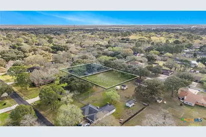 406 Blyth Road, Victoria, TX 77904 - Photo 33