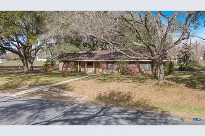 406 Blyth Road, Victoria, TX 77904 - Photo 3