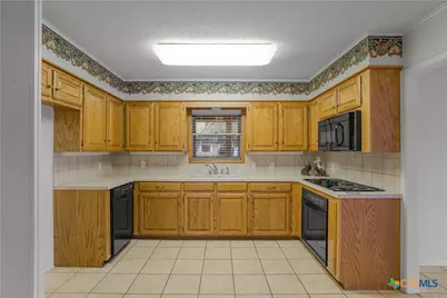 406 Blyth Road, Victoria, TX 77904 - Photo 17