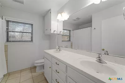 406 Blyth Road, Victoria, TX 77904 - Photo 21