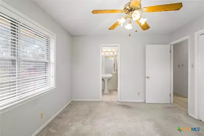 406 Blyth Road, Victoria, TX 77904 - Photo 25