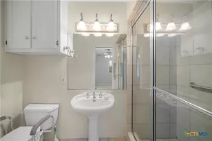 406 Blyth Rd, Victoria, TX 77904 - Photo 27