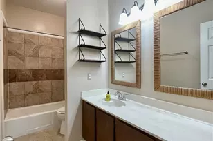 506 W San Antonio St, San Marcos, TX 78666 - Photo 9