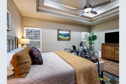 2726 Royalwood Drive, New Braunfels, TX 78132 - Photo 15