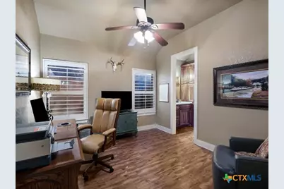 2726 Royalwood Drive, New Braunfels, TX 78132 - Photo 21