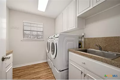 907 Vanguard Street, Austin, TX 78734 - Photo 17