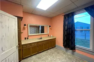 215 W Main St, Lometa, TX 76853 - Photo 19