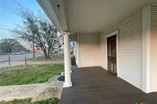 215 W Main St, Lometa, TX 76853 - Photo 7