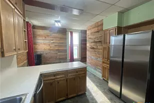 215 W Main St, Lometa, TX 76853 - Photo 15