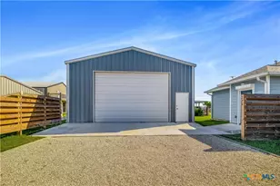 720 W Main St, Port O'Connor, TX 77982 - Photo 19