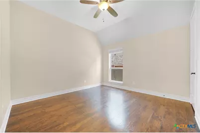 2725 Saddlehorn Drive, Seguin, TX 78155 - Photo 33