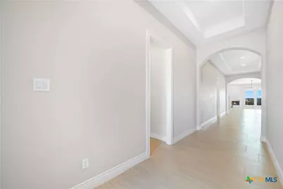 2725 Saddlehorn Drive, Seguin, TX 78155 - Photo 9