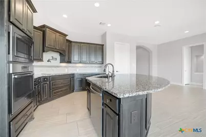 2725 Saddlehorn Drive, Seguin, TX 78155 - Photo 17