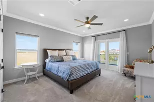 559 W Lago Loop Rd, Port O'Connor, TX 77982 - Photo 25