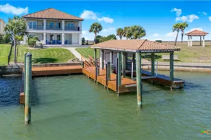 559 W Lago Loop Rd, Port O'Connor, TX 77982 - Photo 35