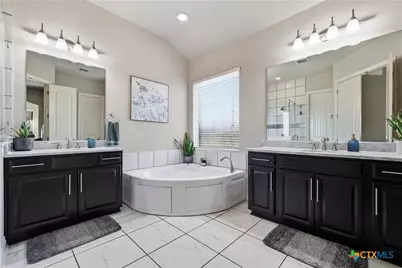 1058 Cedar Glen Drive, New Braunfels, TX 78132 - Photo 19