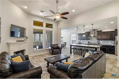 1058 Cedar Glen Drive, New Braunfels, TX 78132 - Photo 7