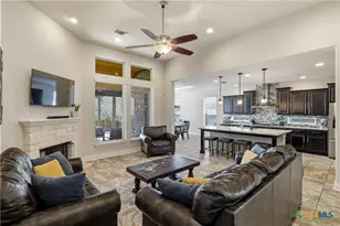 1058 Cedar Glen Dr, New Braunfels, TX 78132 - Photo 7