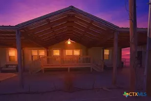 310 N 10th St, Port O'Connor, TX 77982 - Photo 41