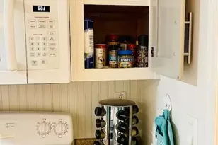 310 N 10th St, Port O'Connor, TX 77982 - Photo 27