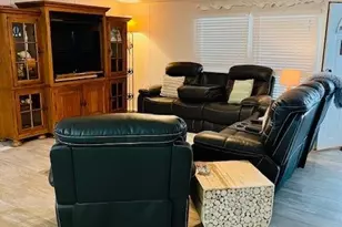 310 N 10th St, Port O'Connor, TX 77982 - Photo 3