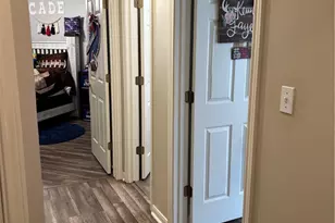 210 Nantucket Ave, Victoria, TX 77904 - Photo 5