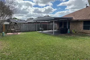 210 Nantucket Ave, Victoria, TX 77904 - Photo 19