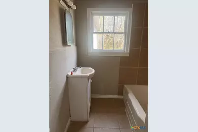 1307 E Avenue G, Killeen, TX 76541 - Photo 19