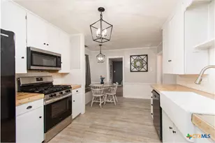 417 E 14th Ave, Belton, TX 76513 - Photo 7