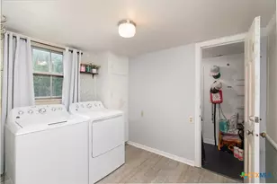 417 E 14th Ave, Belton, TX 76513 - Photo 11