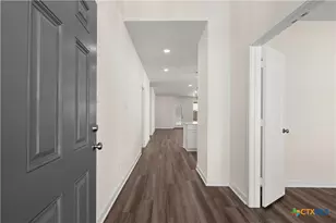 387 Pathfinder Dr, Copperas Cove, TX 76522 - Photo 5