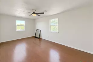 614 Red Oak Woods, Canyon Lake, TX 78133 - Photo 17