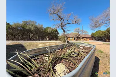 614 Red Oak Woods, Canyon Lake, TX 78133 - Photo 35