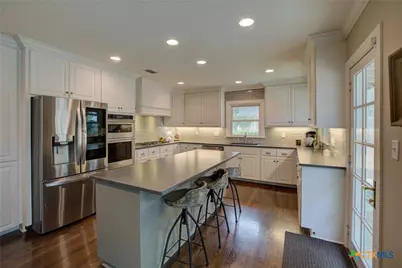 664 California Boulevard, New Braunfels, TX 78130 - Photo 9