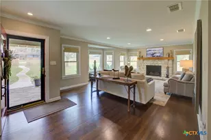 664 California Blvd, New Braunfels, TX 78130 - Photo 7