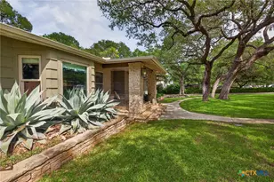 664 California Blvd, New Braunfels, TX 78130 - Photo 3