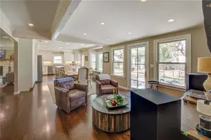 664 California Blvd, New Braunfels, TX 78130 - Photo 11